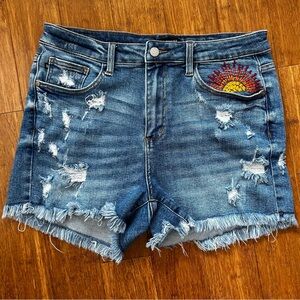 Designer Judy Blue Sun Embroidered High Waist Distressed Denim  Shorts: Size 30